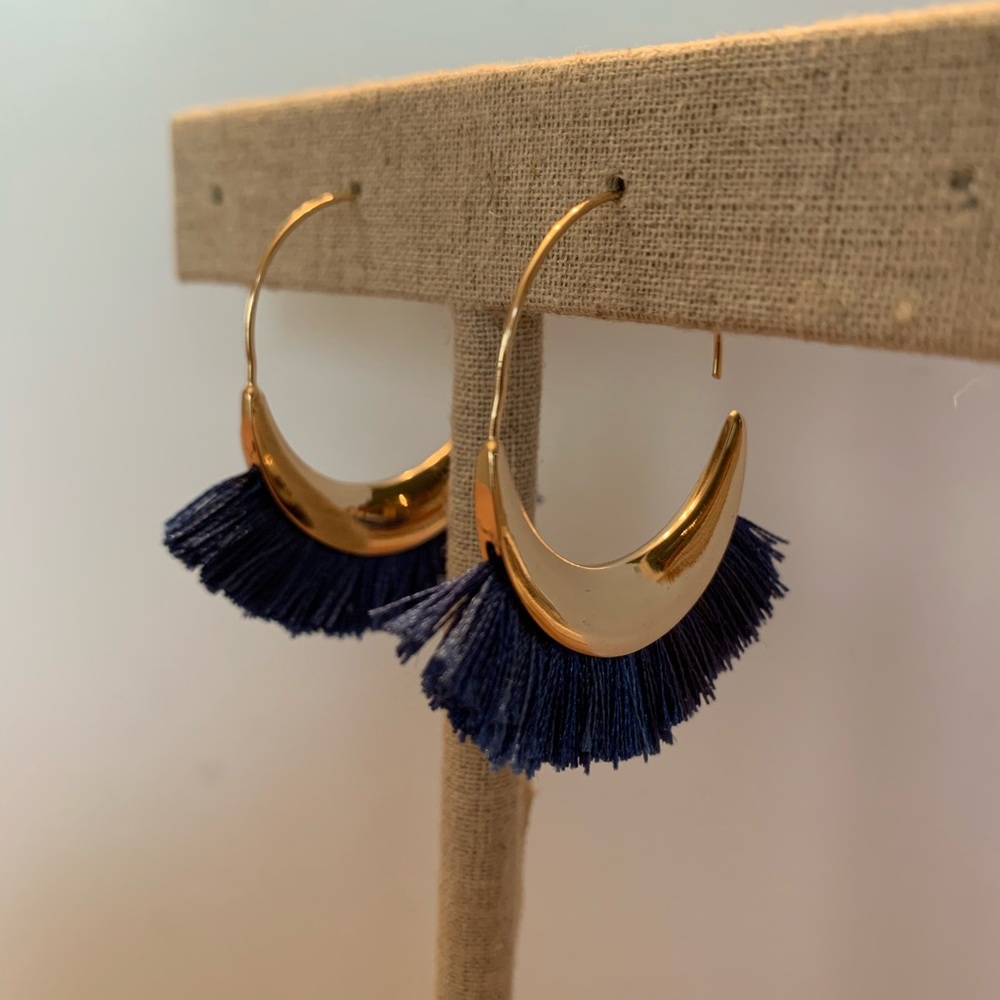 Tassel Hoops - Picture 4 of 4